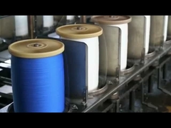 สีสันเด็กฝึกปีนบันไดเชือกไม้สําหรับอนุบาล